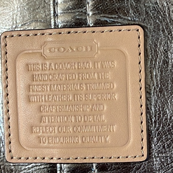 Coach silver & tan large tote bag with wristlet - Picture 5 of 17